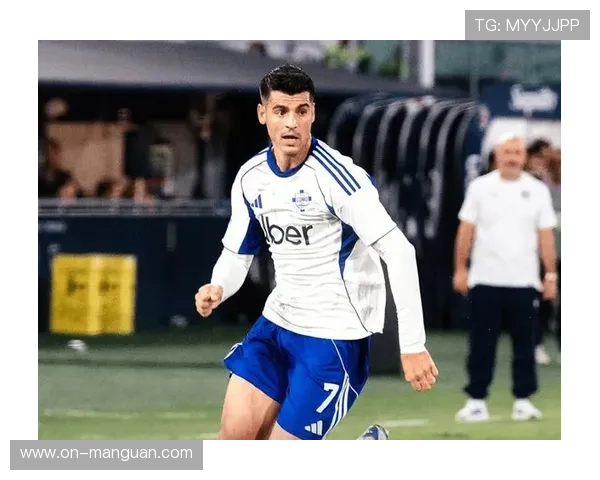 莫拉塔打破球荒,科莫生涯首球助球队晋级 莫拉塔打破球荒,科莫生涯首球助球队晋级